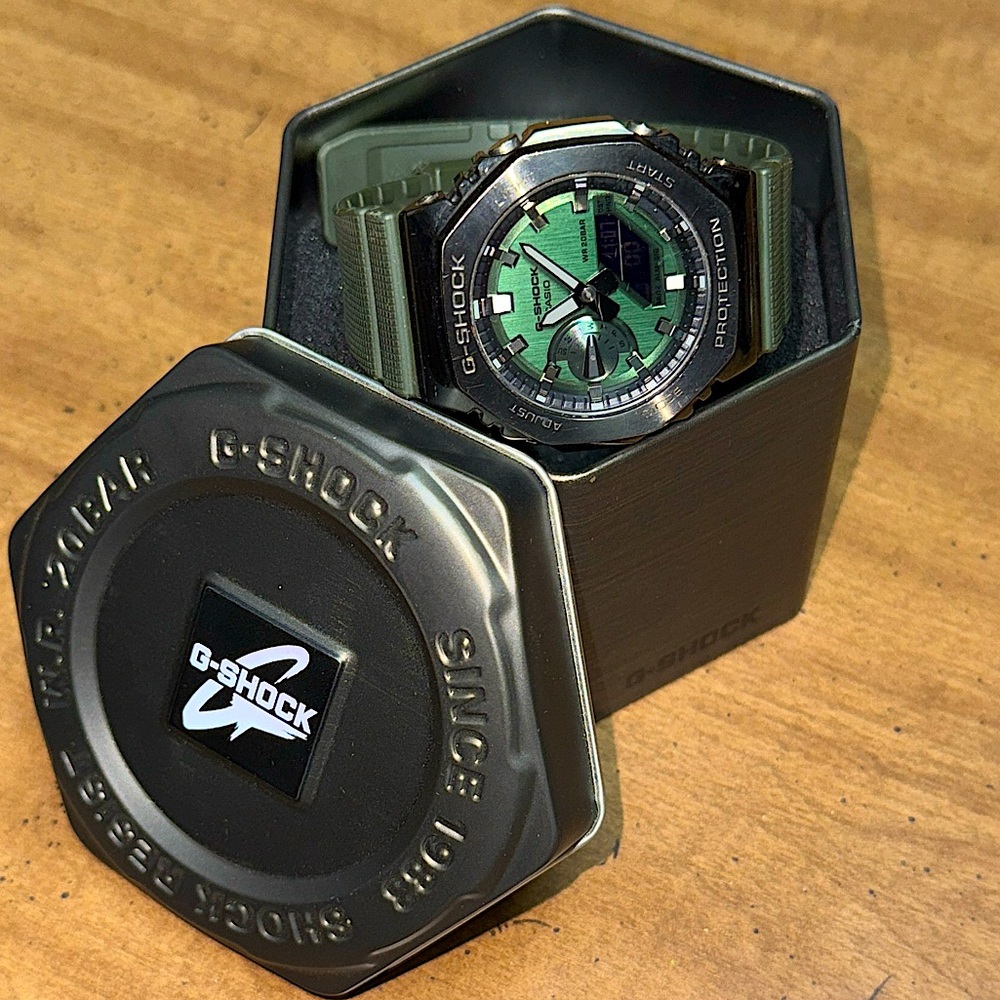 Casio CasiOak
GM-2100B-3A